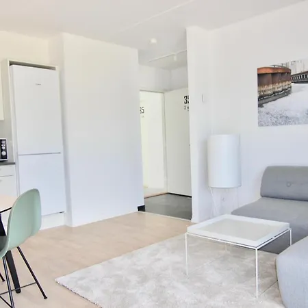 Great 1-bed By Harbour Apartment